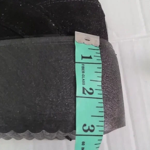 On Your Feet By Chinese Laundry Women's Vtg. Suede Platform Shoes sz 8 M - Picture 7 of 12